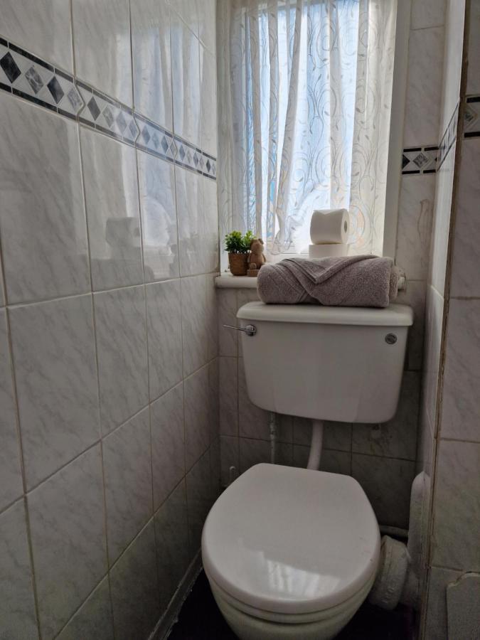 Double Room With Excellent Views - Central Londra Dış mekan fotoğraf