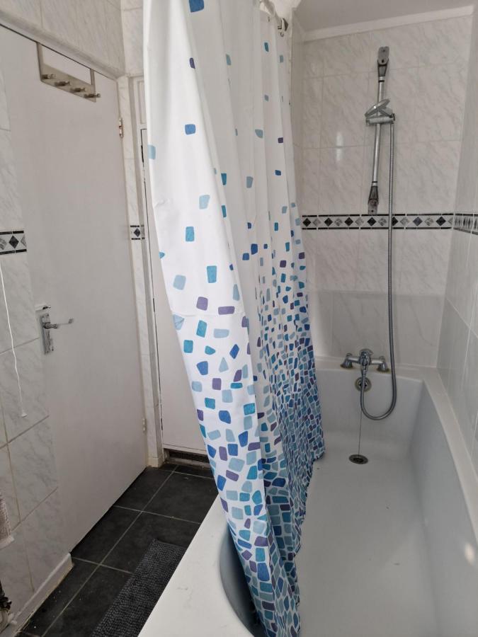 Double Room With Excellent Views - Central Londra Dış mekan fotoğraf