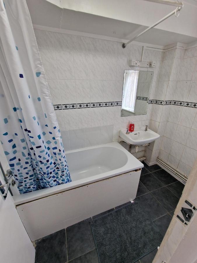 Double Room With Excellent Views - Central Londra Dış mekan fotoğraf