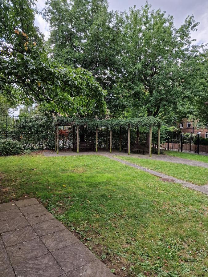 Double Room With Excellent Views - Central Londra Dış mekan fotoğraf