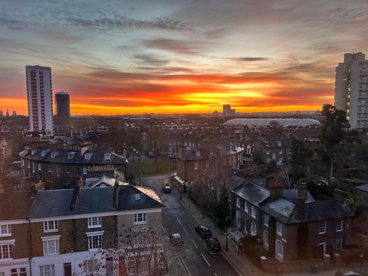 Double Room With Excellent Views - Central Londra Dış mekan fotoğraf
